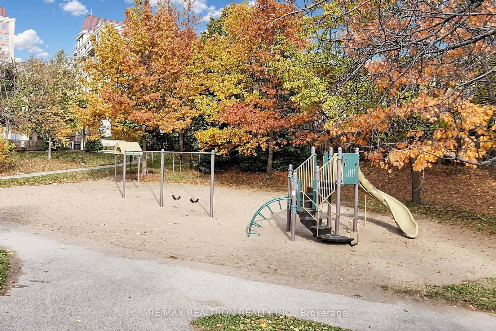 3 Rean Drive, Unit Th16 thumbnail 49