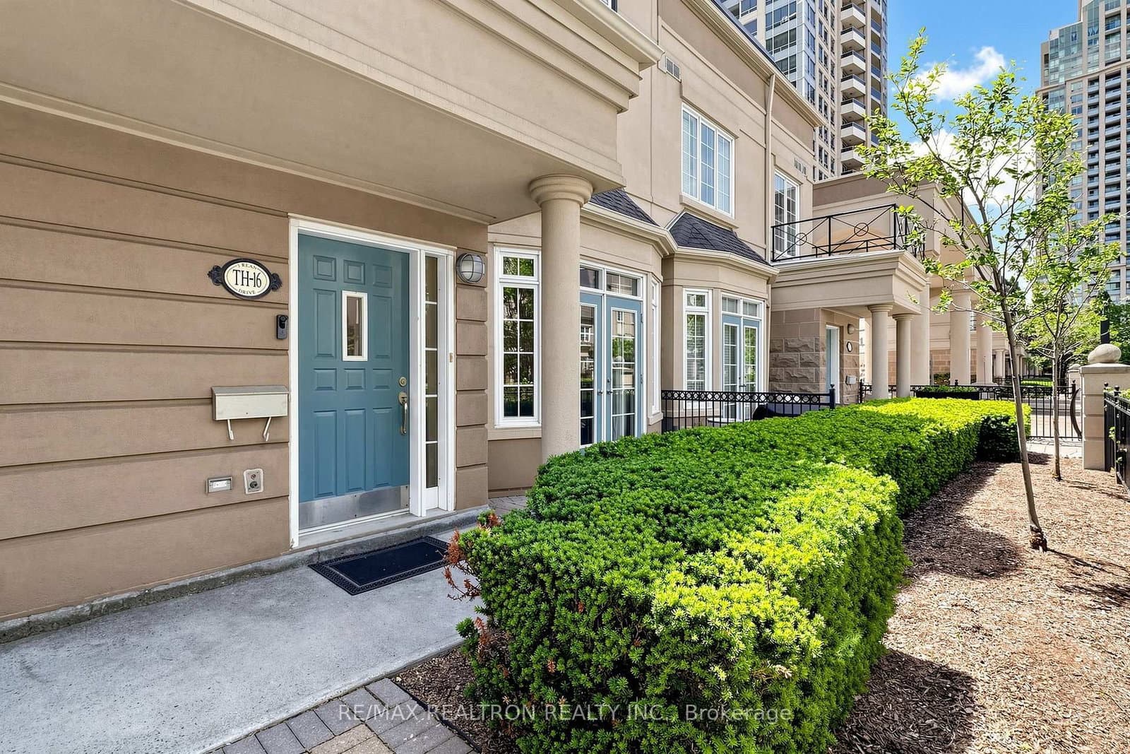 3 Rean Drive, Unit Th16 thumbnail 6