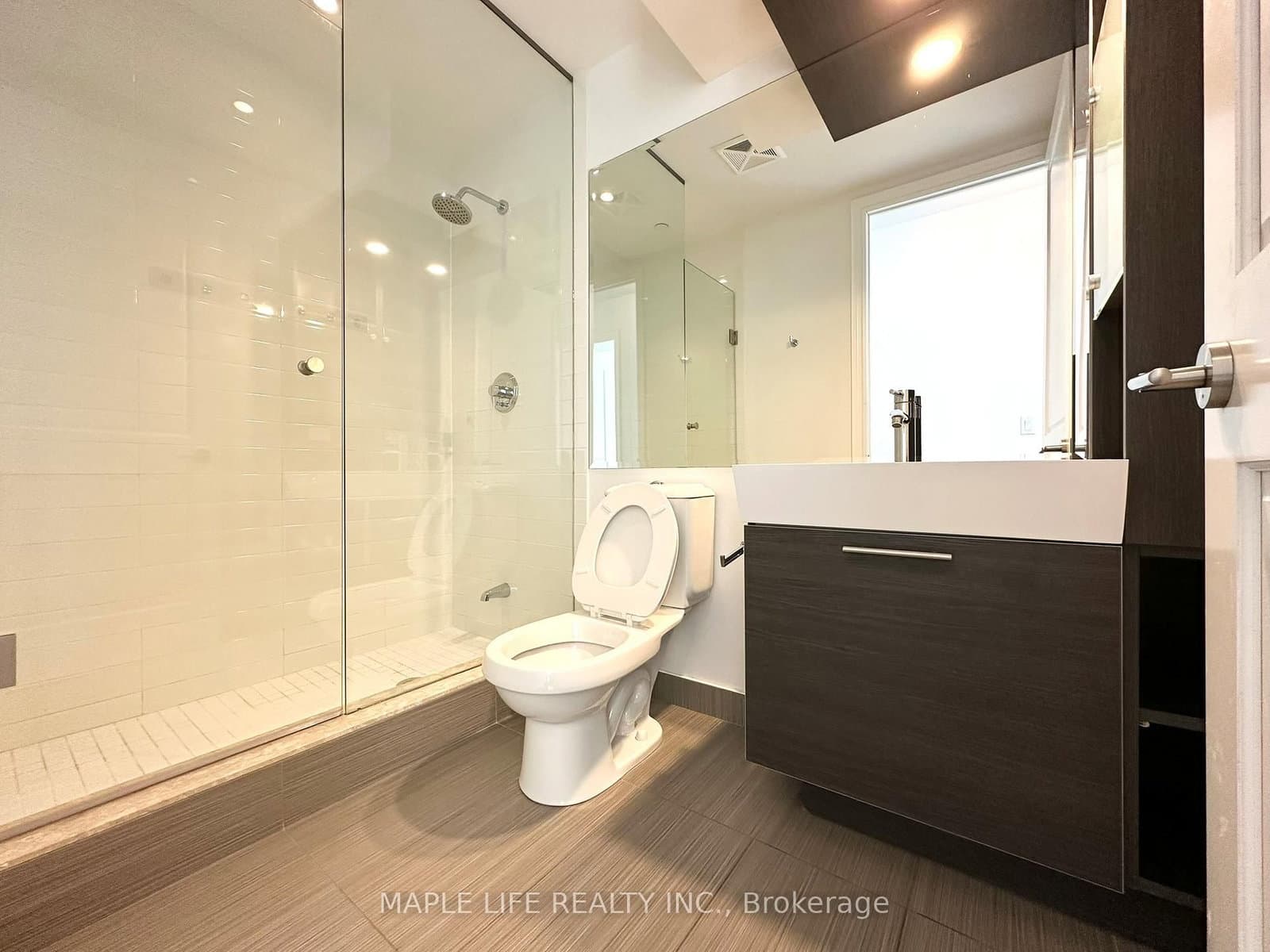 388 Yonge Street, Unit 6110 thumbnail 13