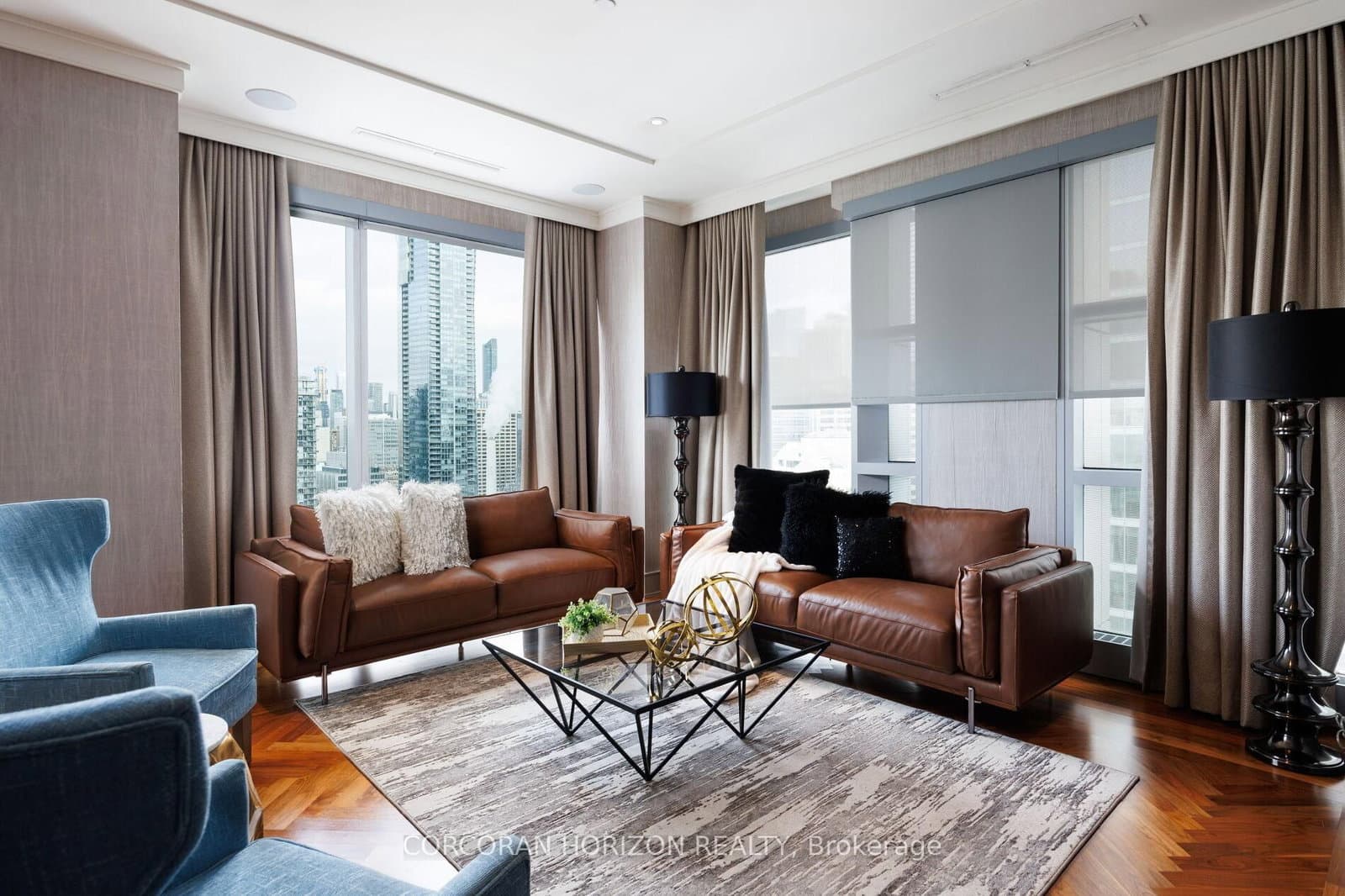 183 Wellington Street W, Unit 2403 thumbnail 12