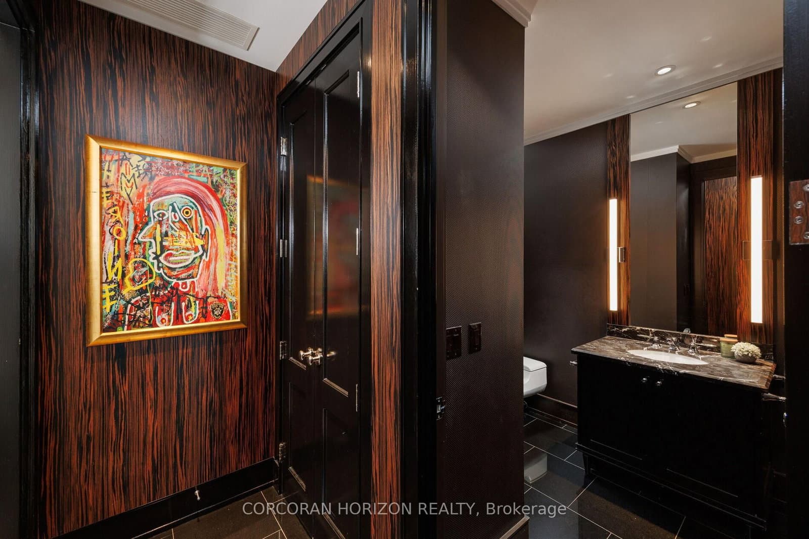 183 Wellington Street W, Unit 2403 thumbnail 22