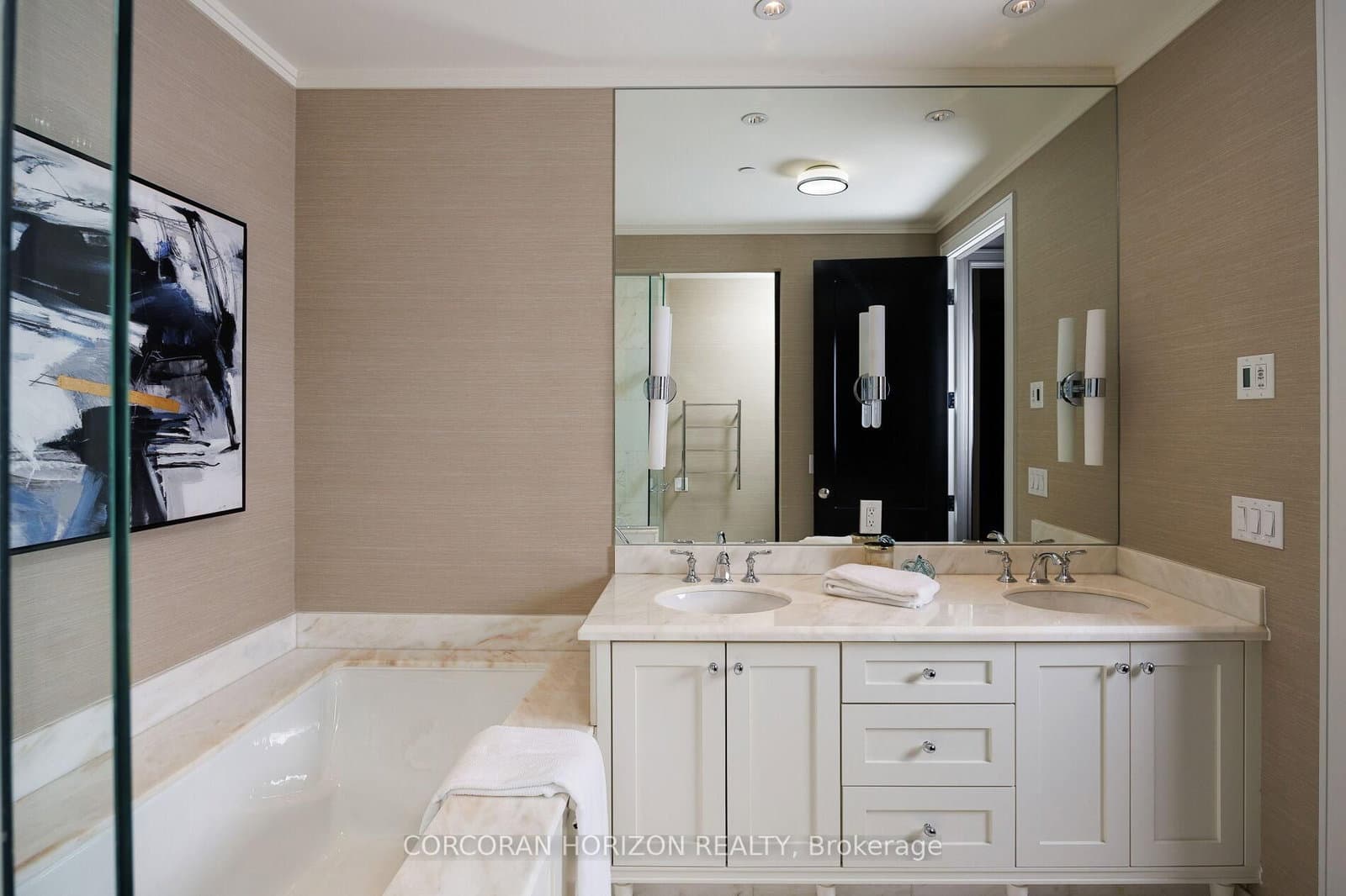 183 Wellington Street W, Unit 2403 thumbnail 30