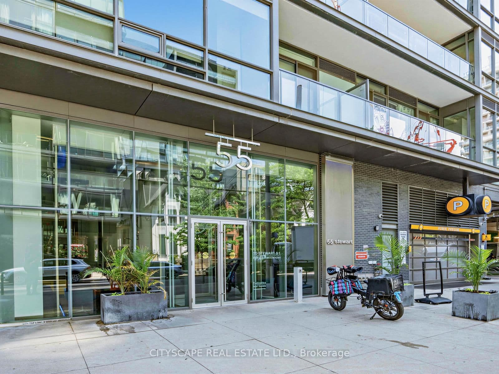#924 - 55 Stewart Street