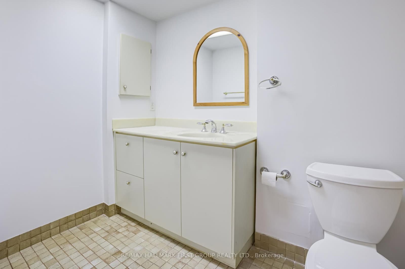 256 Jarvis Street, Unit 12D thumbnail 31