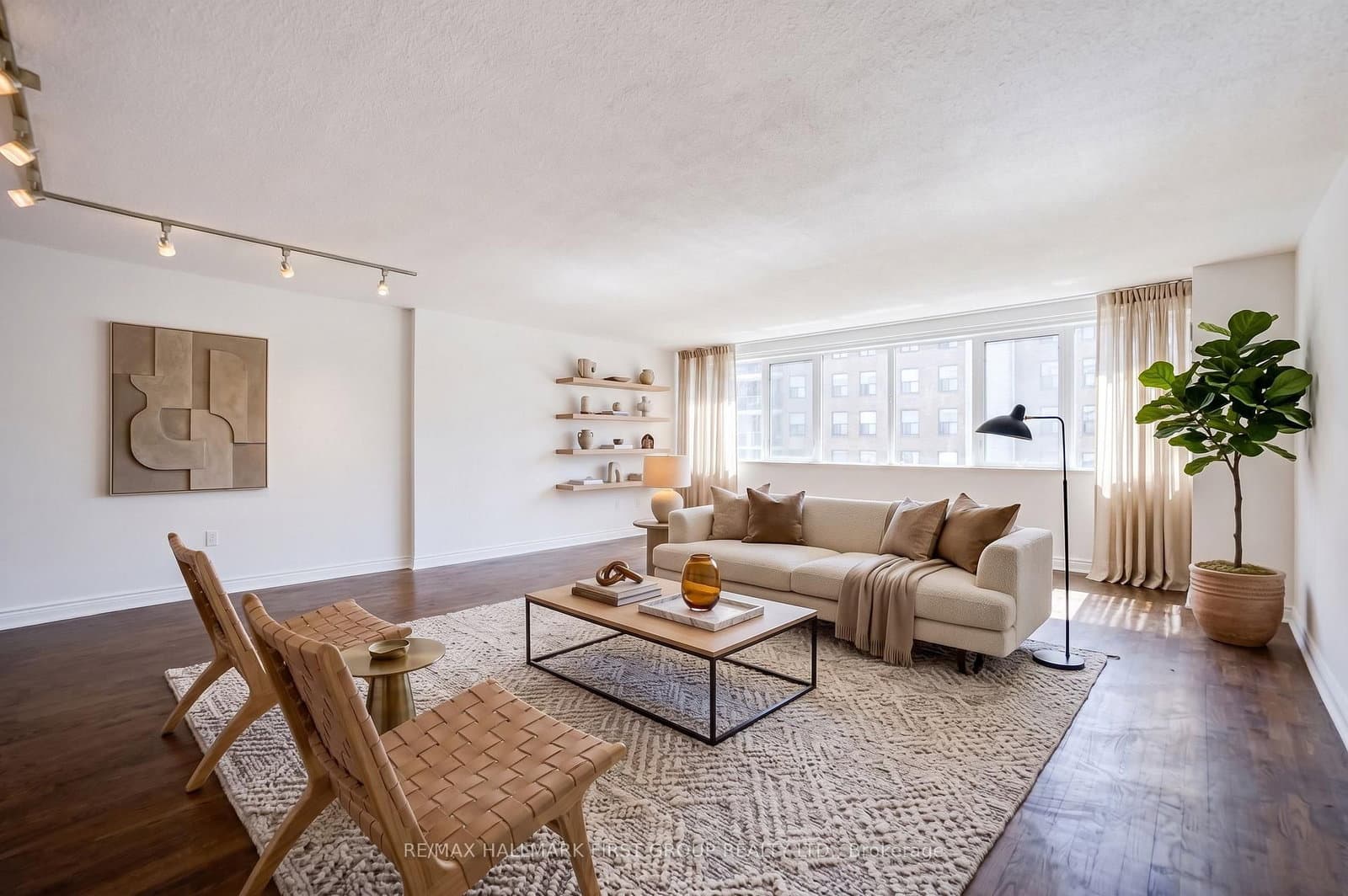 256 Jarvis Street, Unit 12D thumbnail 4
