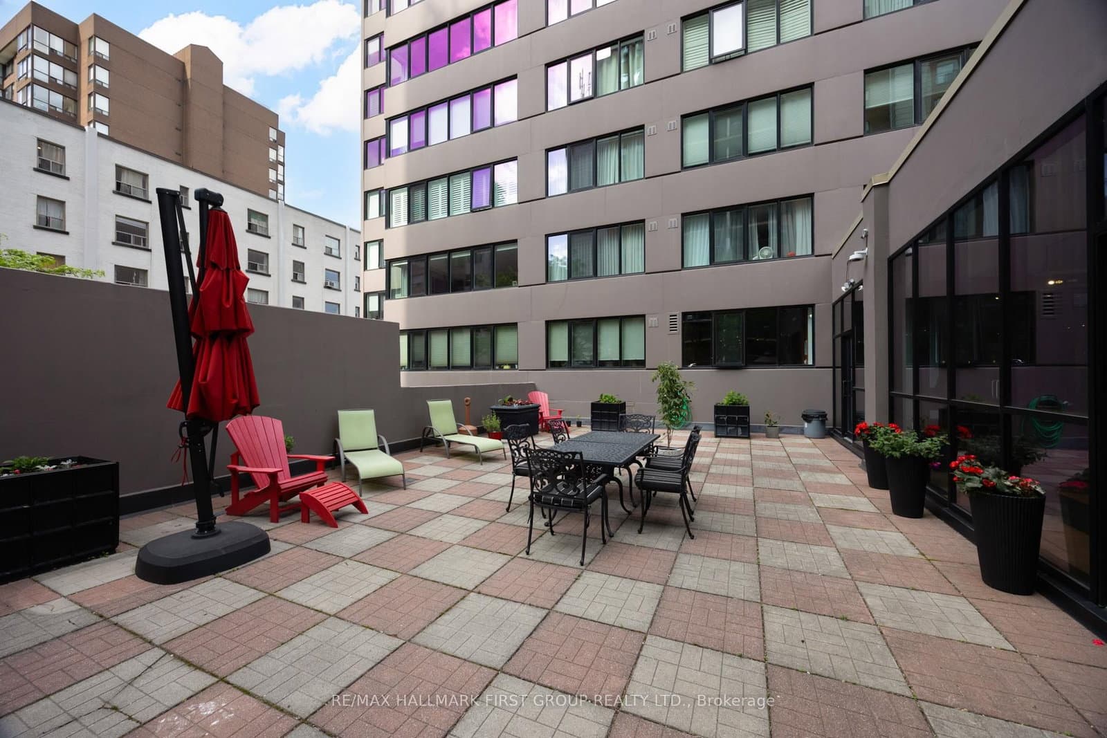 256 Jarvis Street, Unit 12D thumbnail 47