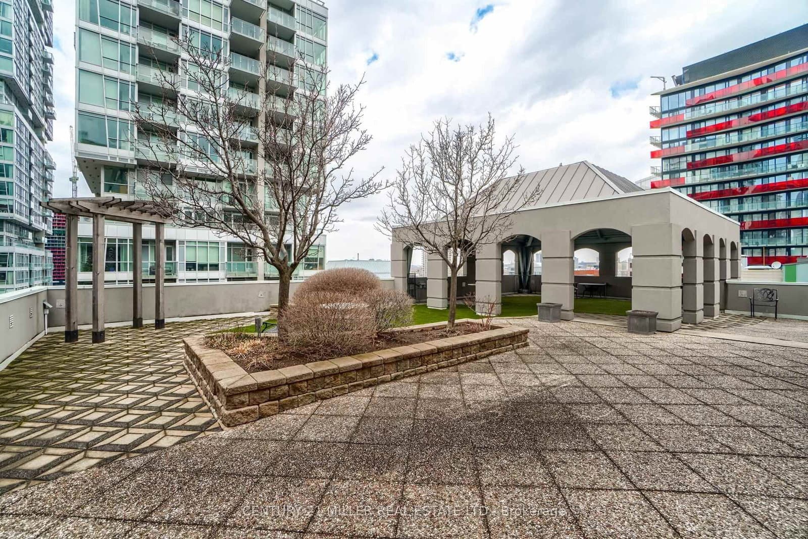 140 Simcoe Road, Unit PH # 12 thumbnail 34