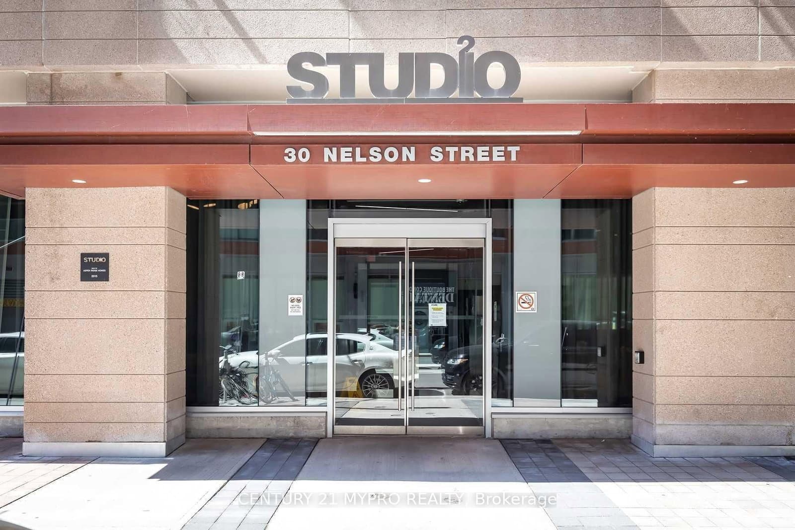 30 Nelson Street, Unit 2306 thumbnail 2