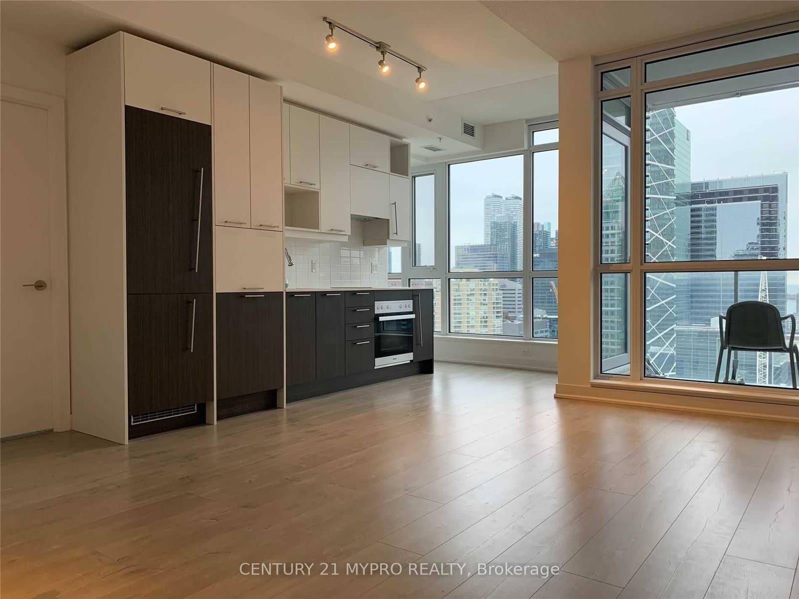 30 Nelson Street, Unit 2306 thumbnail 4