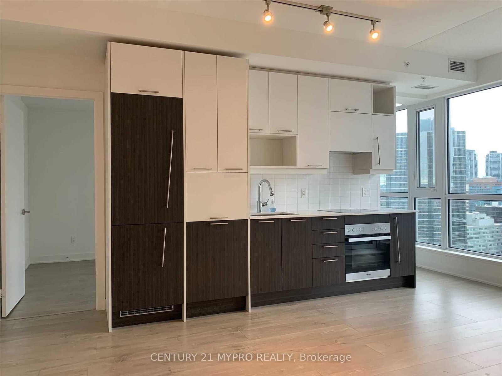 30 Nelson Street, Unit 2306 thumbnail 5