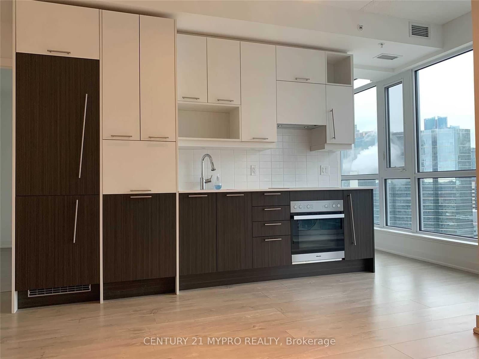 30 Nelson Street, Unit 2306 thumbnail 8
