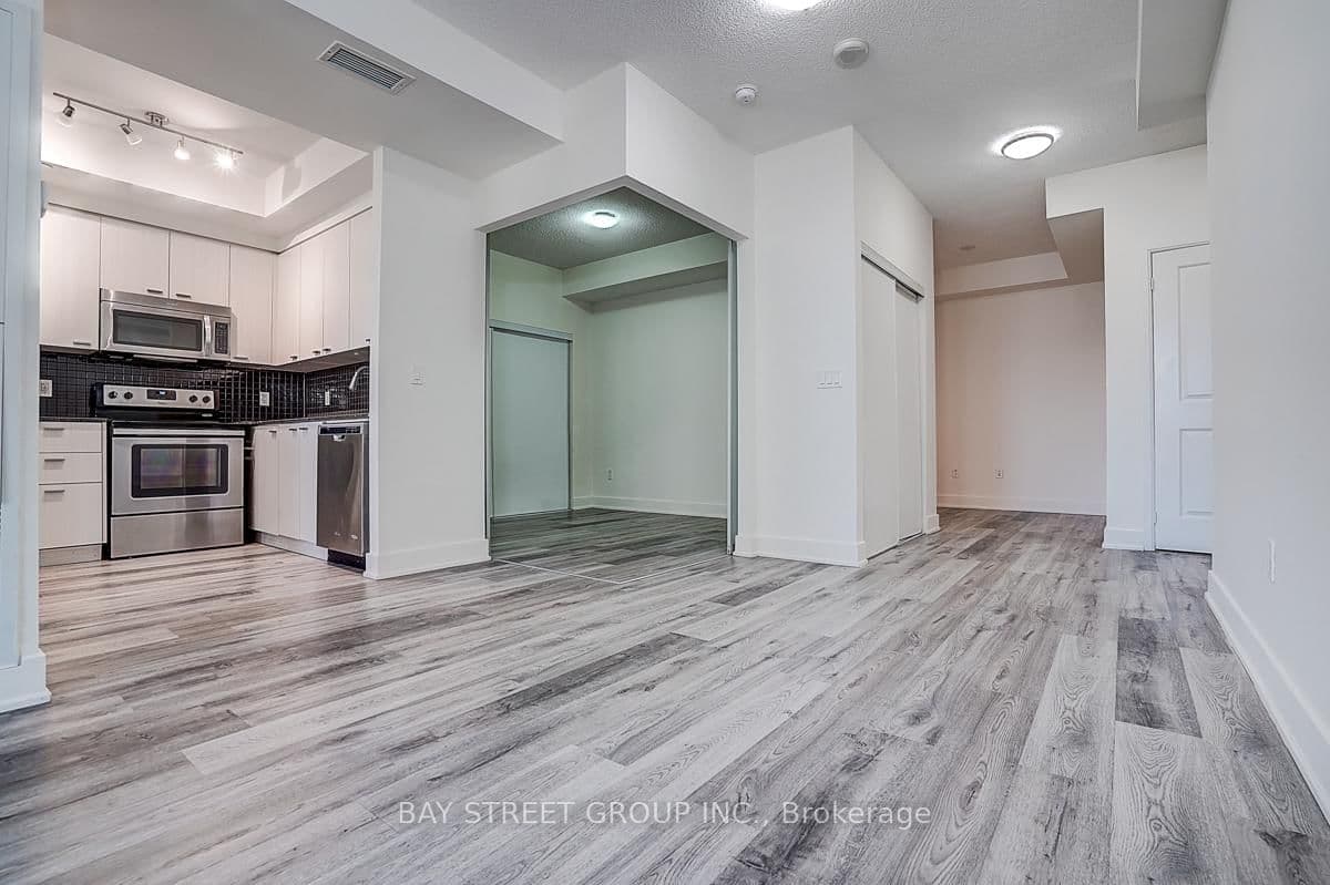 88 Sheppard Avenue E, Unit 308 thumbnail 14