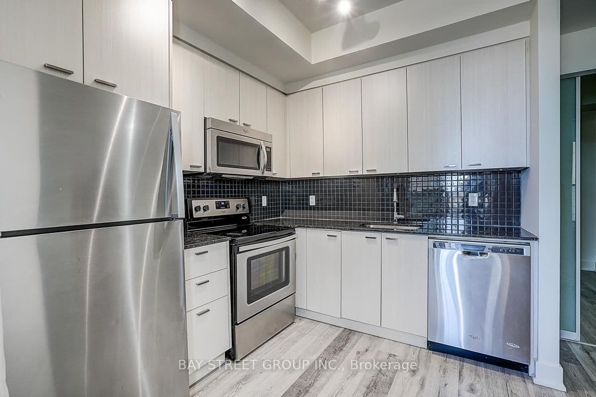 88 Sheppard Avenue E, Unit 308 thumbnail 20