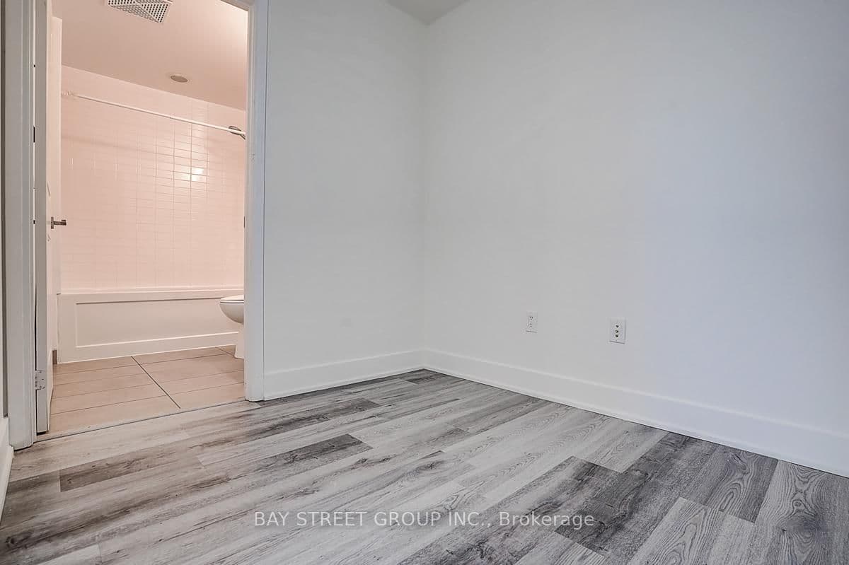 88 Sheppard Avenue E, Unit 308 thumbnail 22