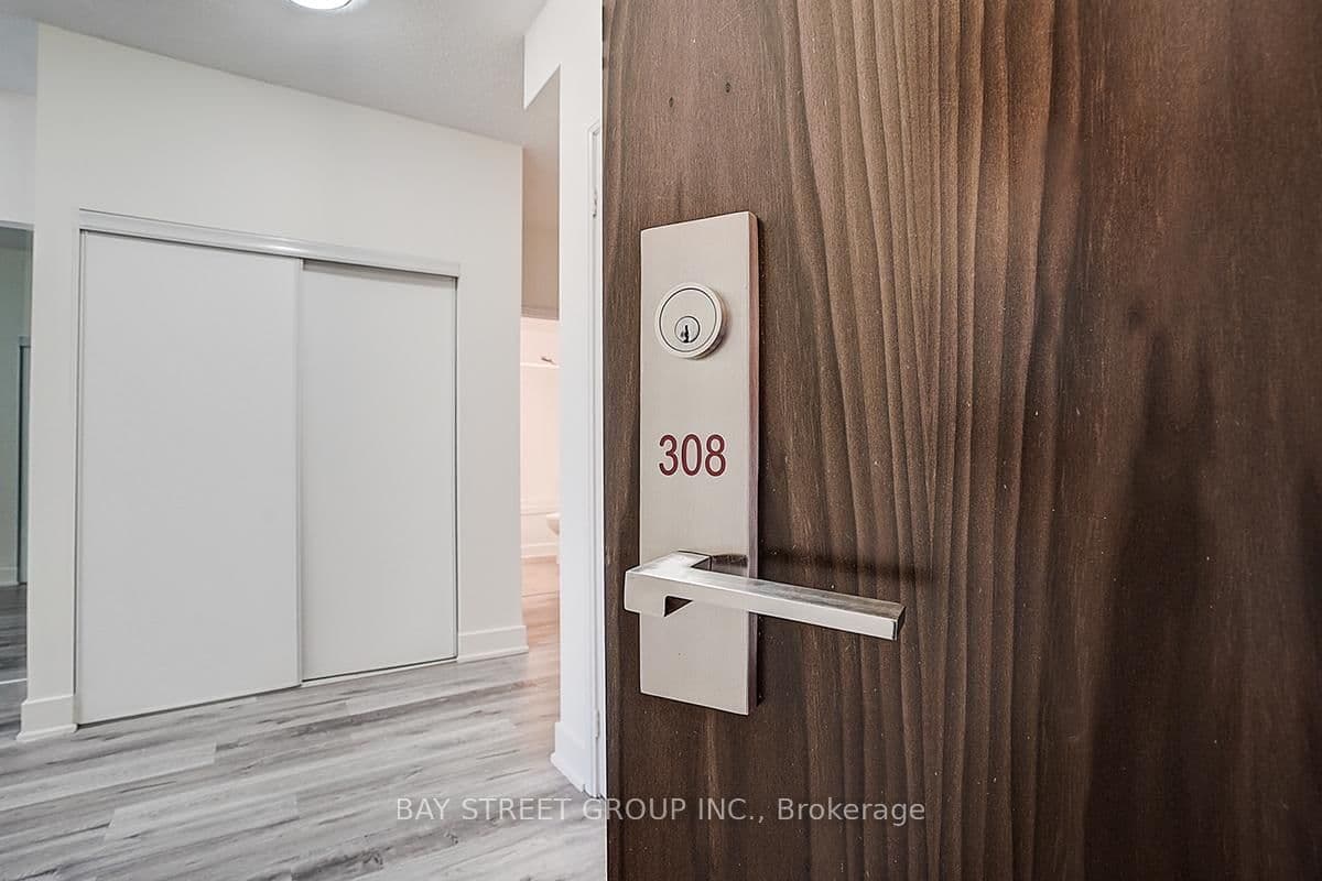 88 Sheppard Avenue E, Unit 308 thumbnail 6