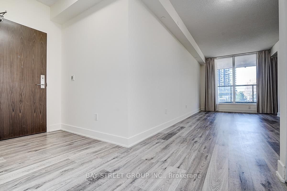 88 Sheppard Avenue E, Unit 308 thumbnail 8