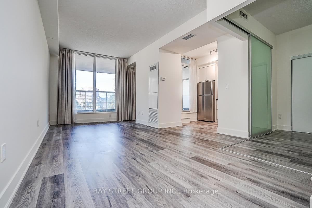 88 Sheppard Avenue E, Unit 308 thumbnail 9