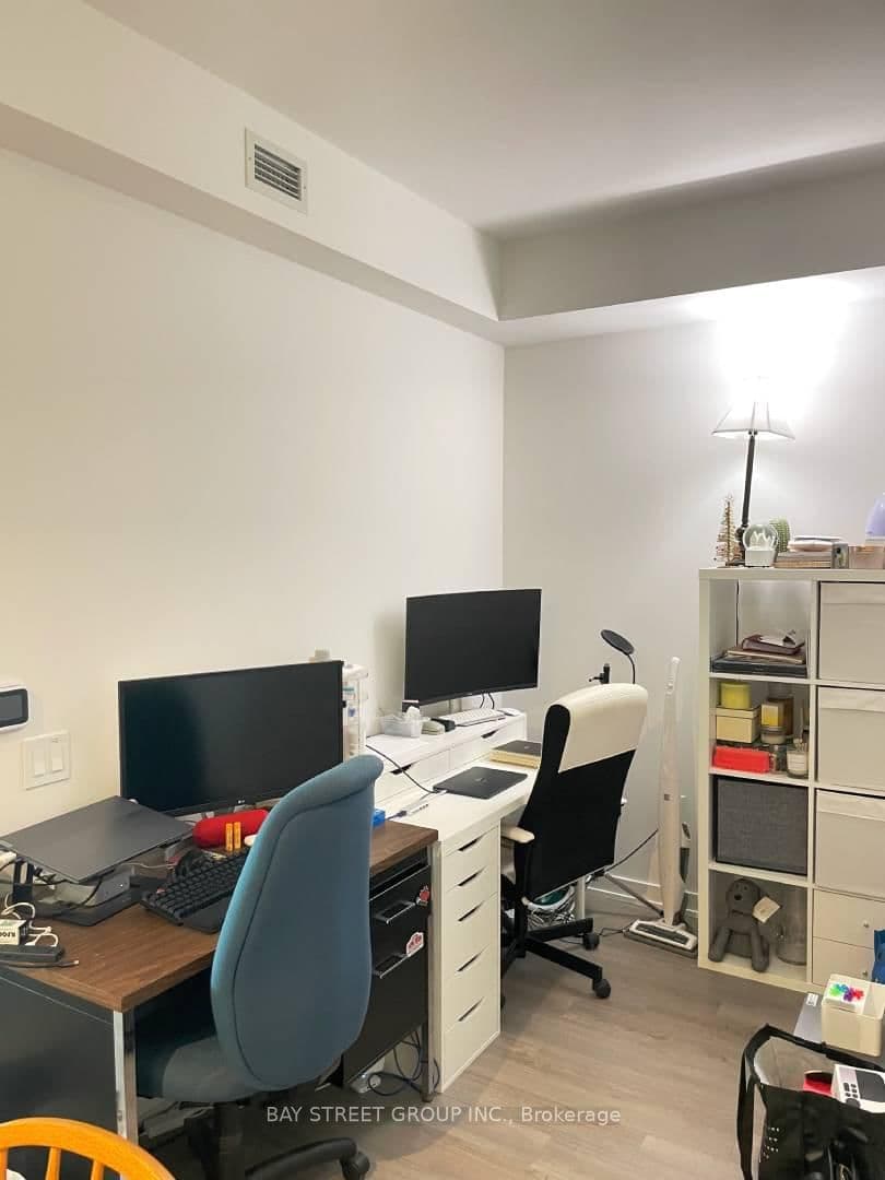 50 Power Street, Unit 1215 thumbnail 4