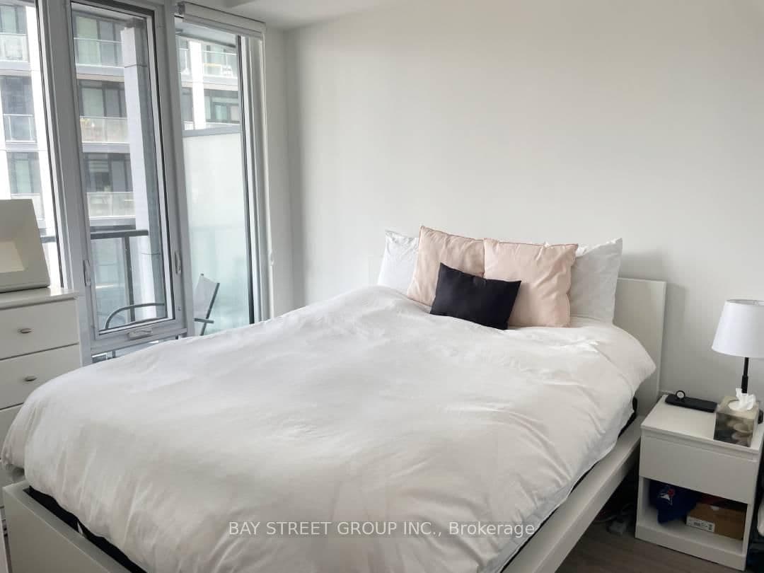 50 Power Street, Unit 1215 thumbnail 6