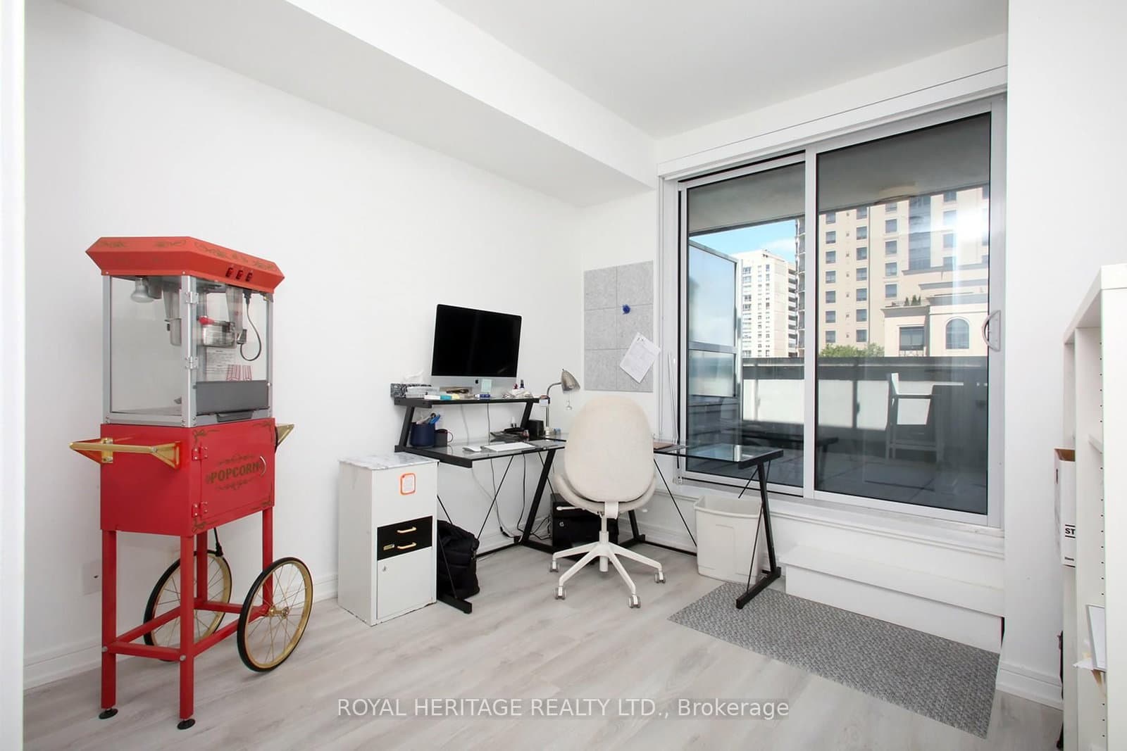 621 Sheppard Avenue E, Unit TPH08 thumbnail 12