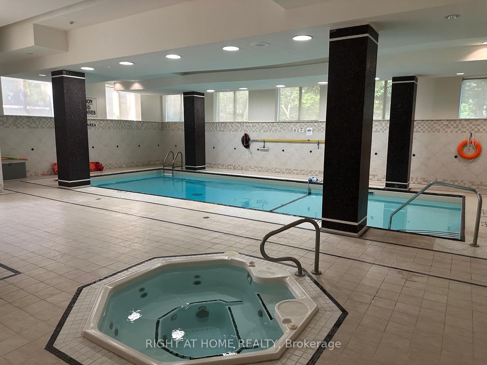 8 Mckee Avenue, Unit 201 thumbnail 19