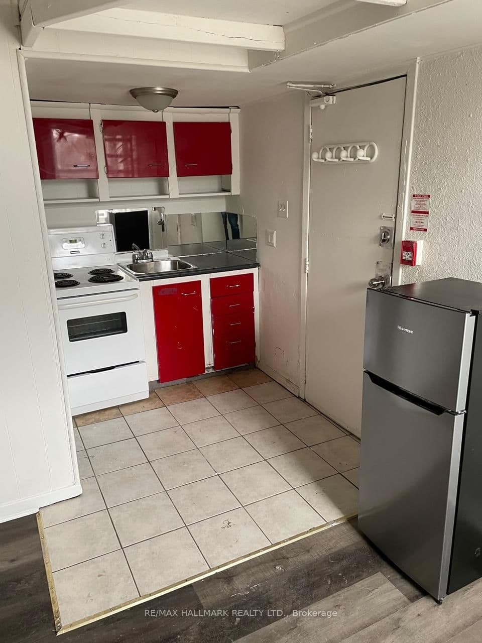177 Carlton Street thumbnail 31