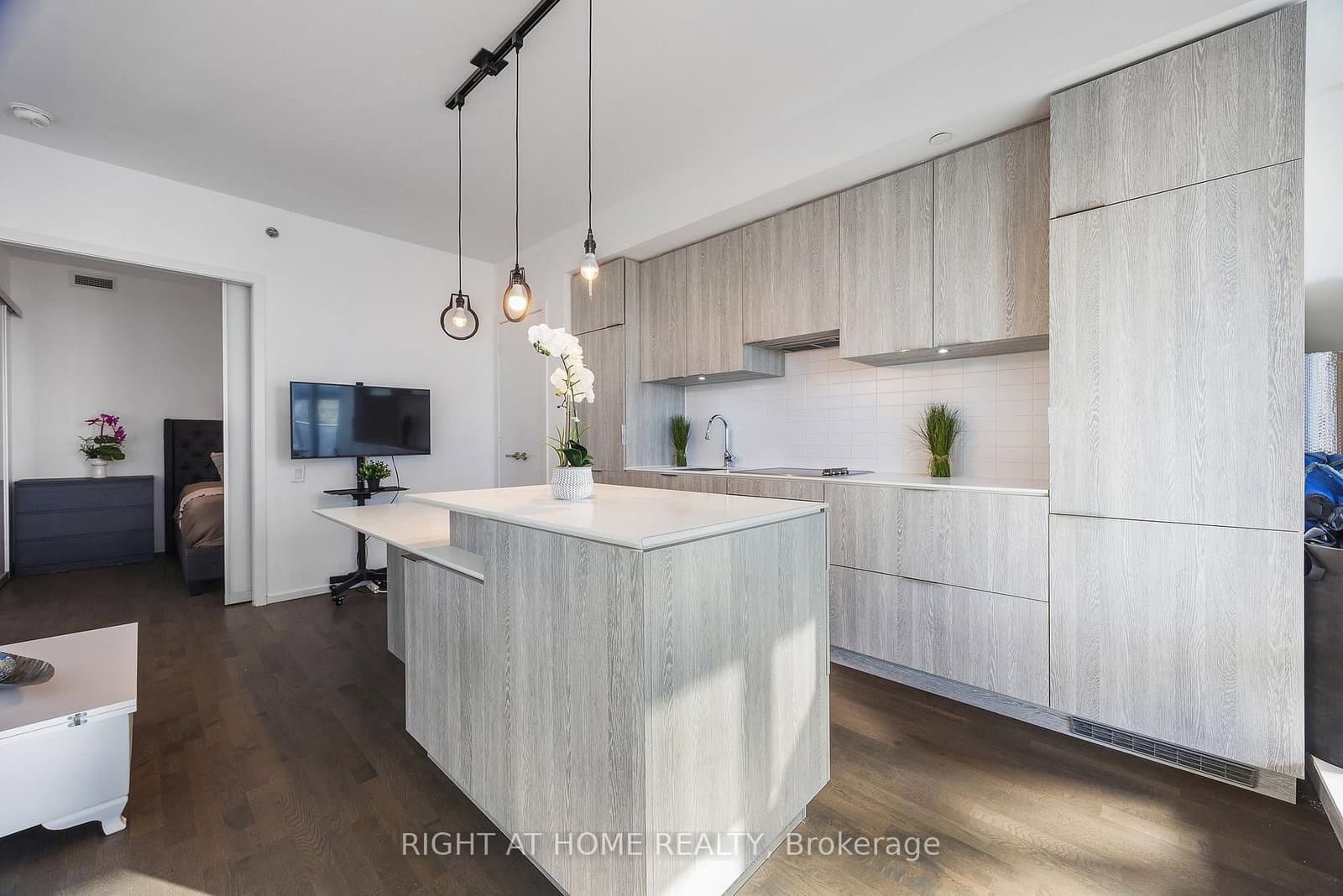 5 St. Joseph Street, Unit 3403 thumbnail 11