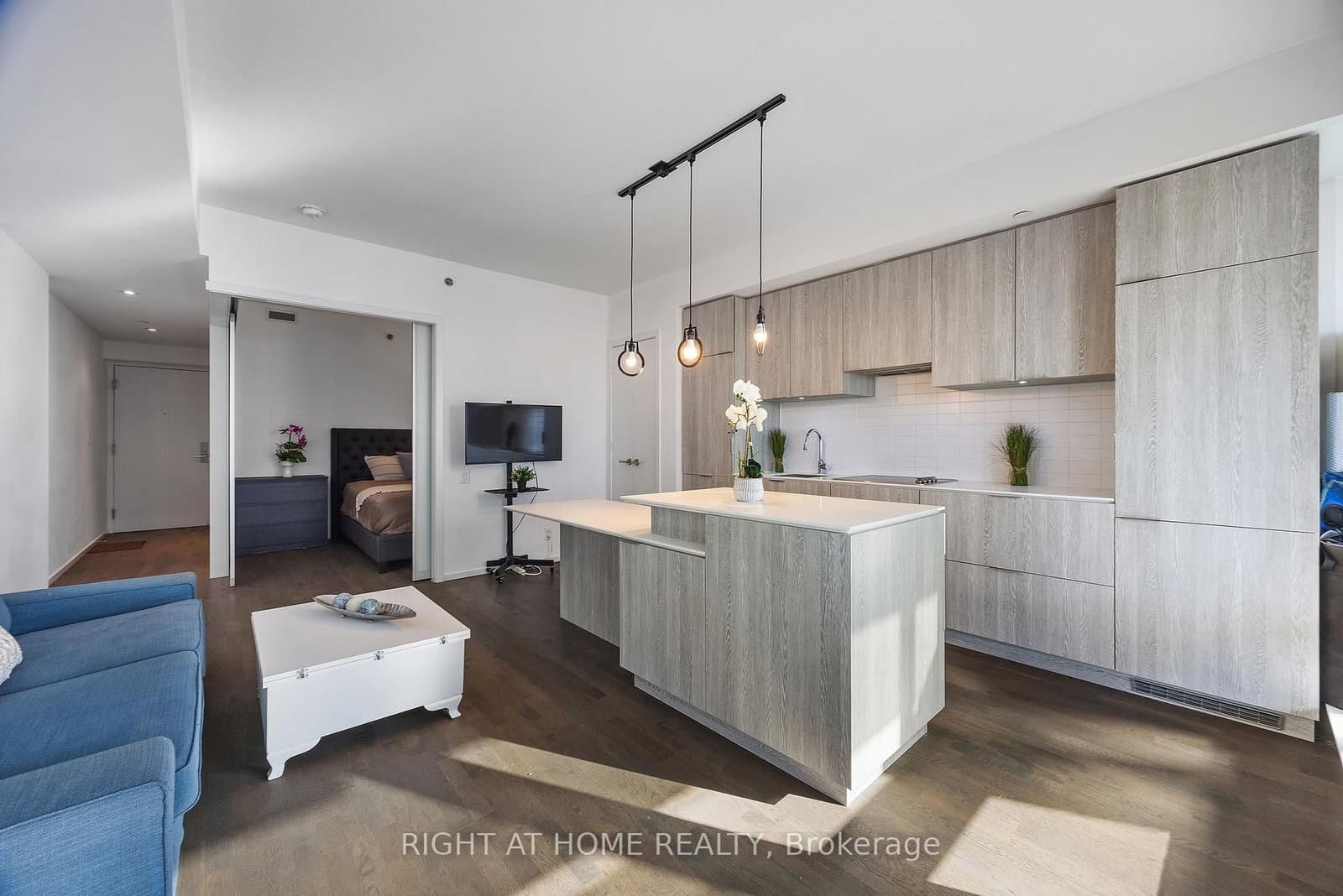 5 St. Joseph Street, Unit 3403 thumbnail 12