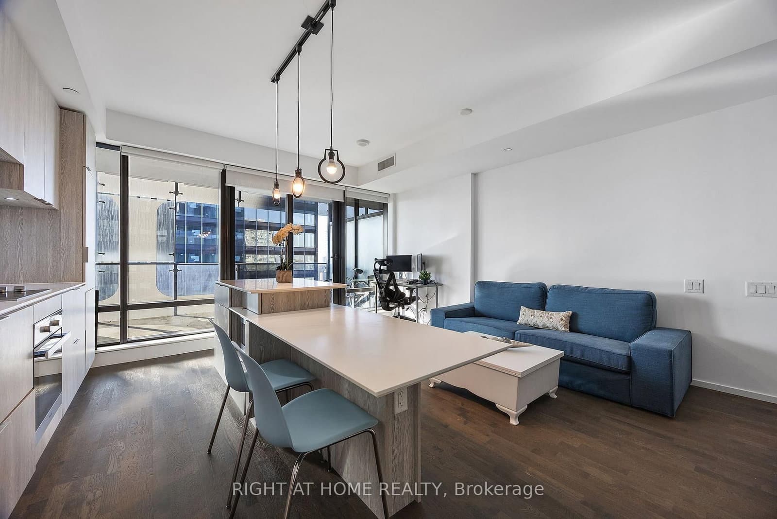 5 St. Joseph Street, Unit 3403 thumbnail 8
