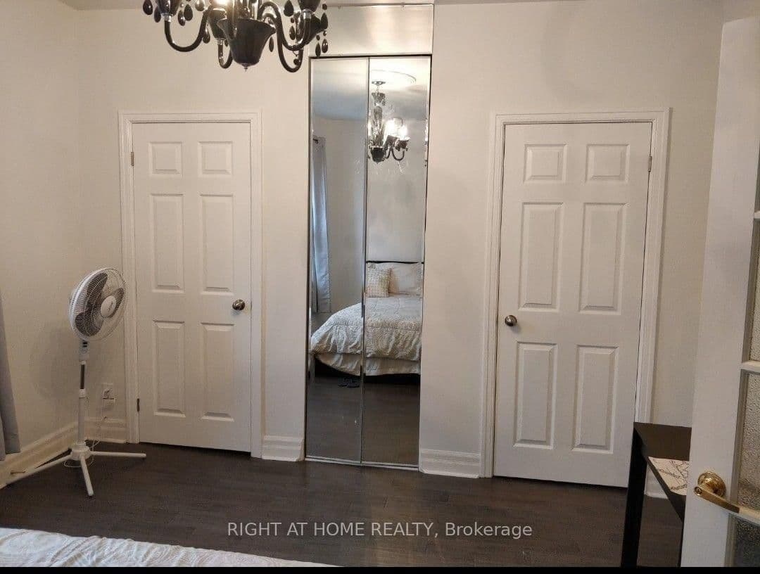 104 Bleecker Street, Unit 2 thumbnail 8