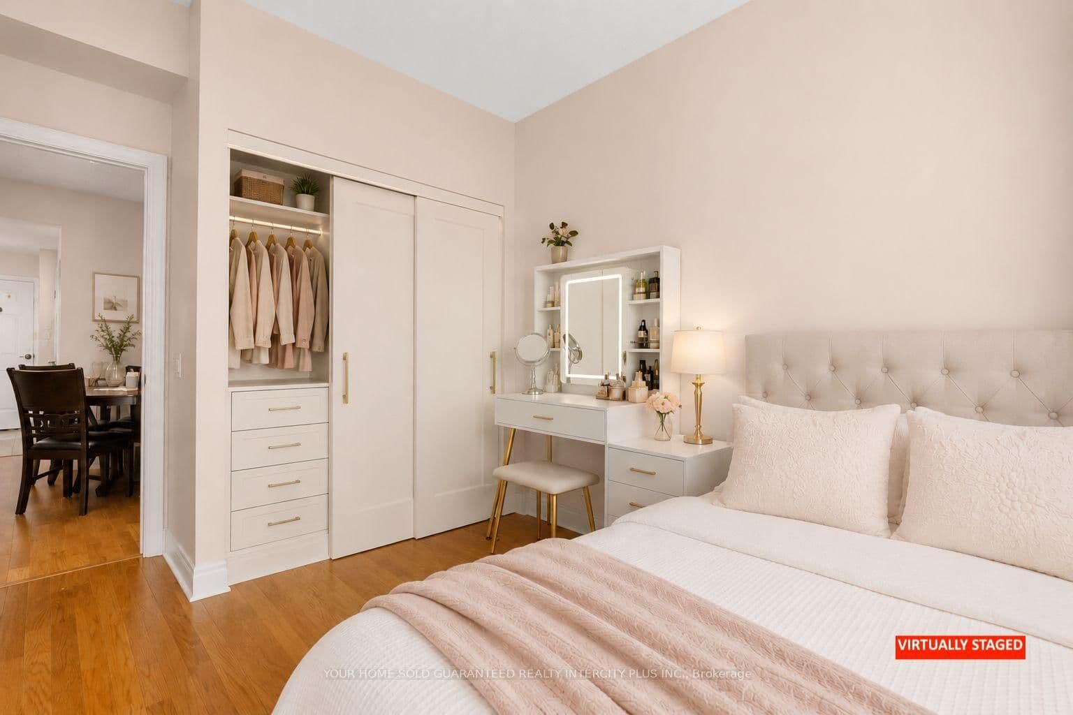 1 Clairtrell Road, Unit 811 thumbnail 24