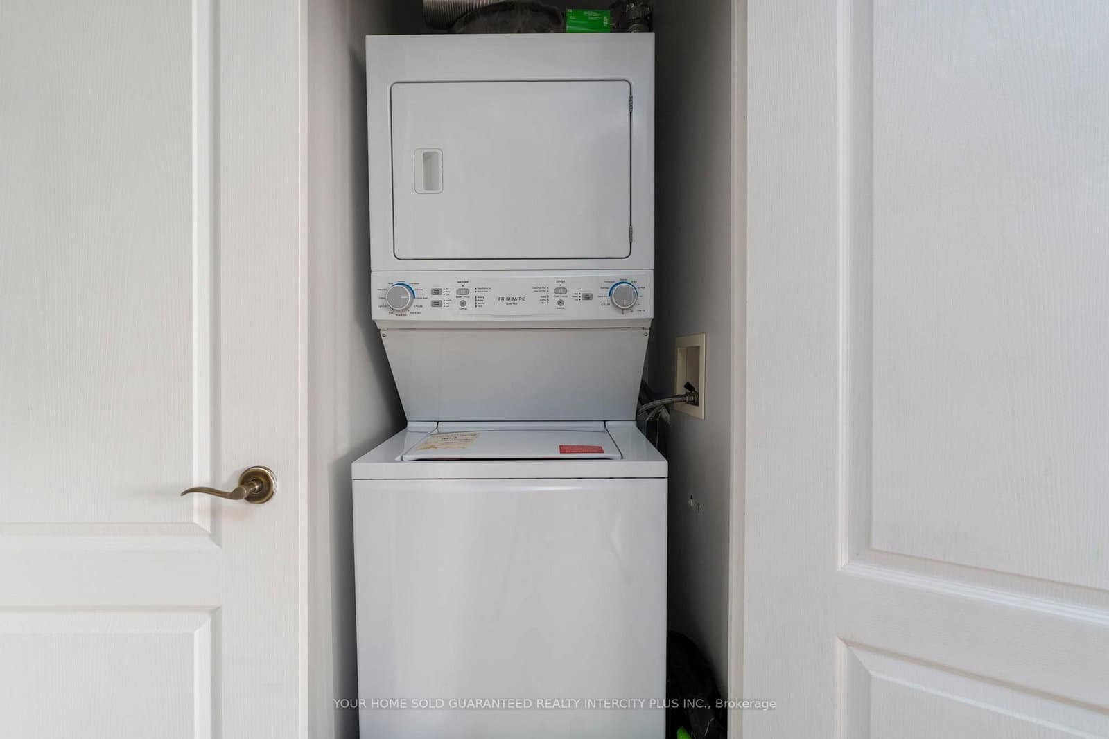 1 Clairtrell Road, Unit 811 thumbnail 27