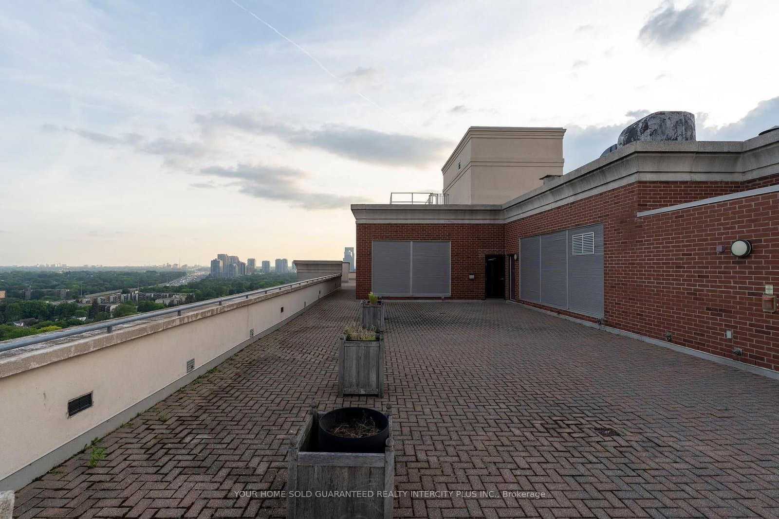 1 Clairtrell Road, Unit 811 thumbnail 49