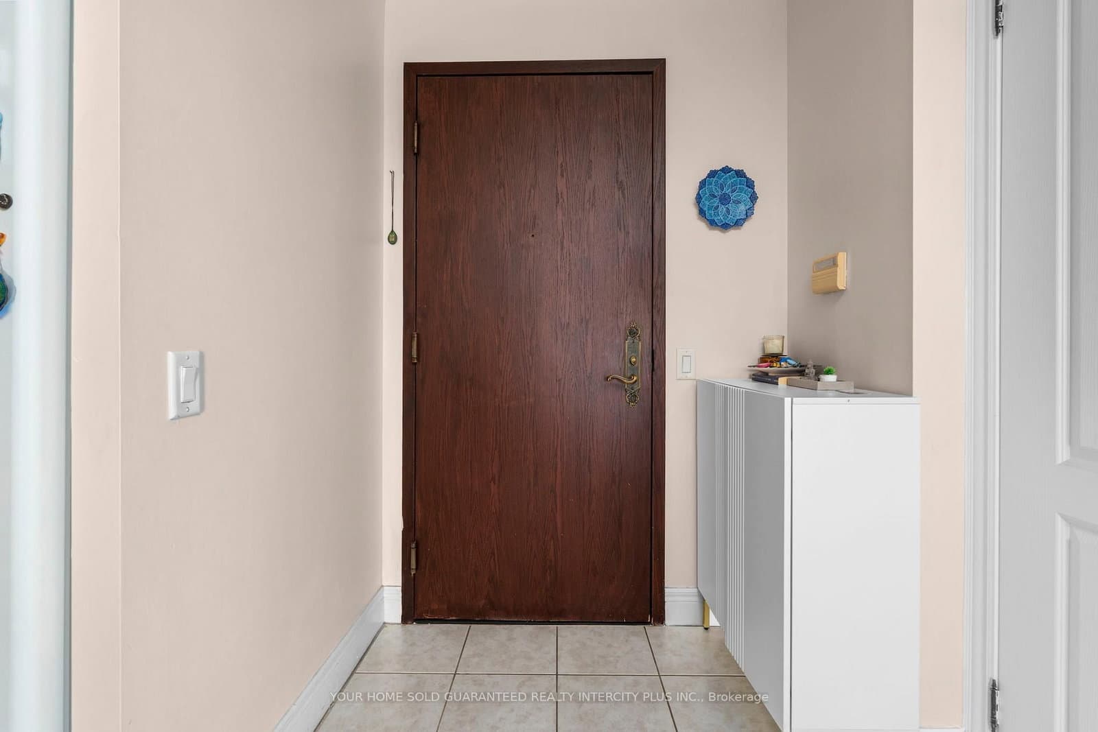 1 Clairtrell Road, Unit 811 thumbnail 5