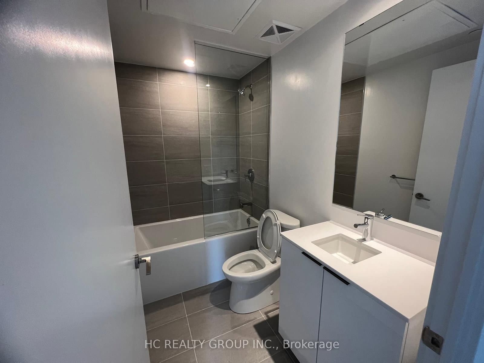 50 Power St Street, Unit 419 thumbnail 4