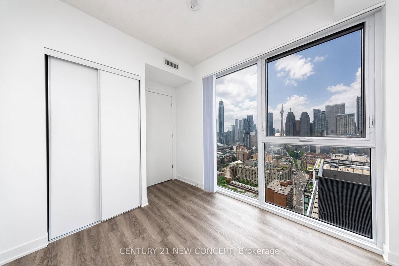 180 Front Street E, Unit 3810 thumbnail 10