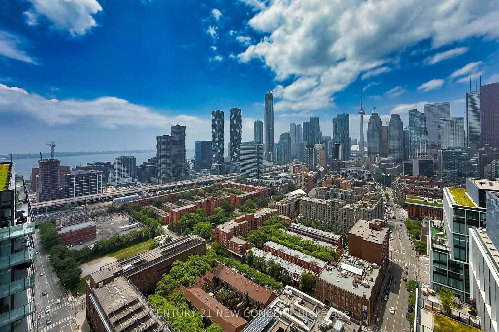 180 Front Street E, Unit 3810 thumbnail 5