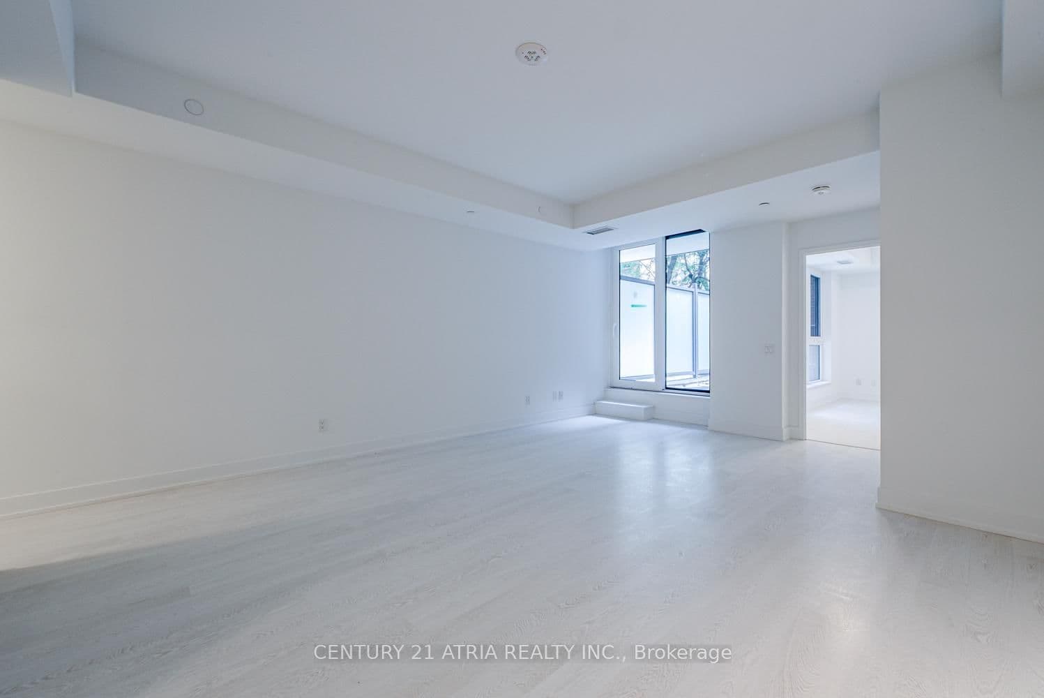 308 Jarvis Street, Unit 204 thumbnail 4