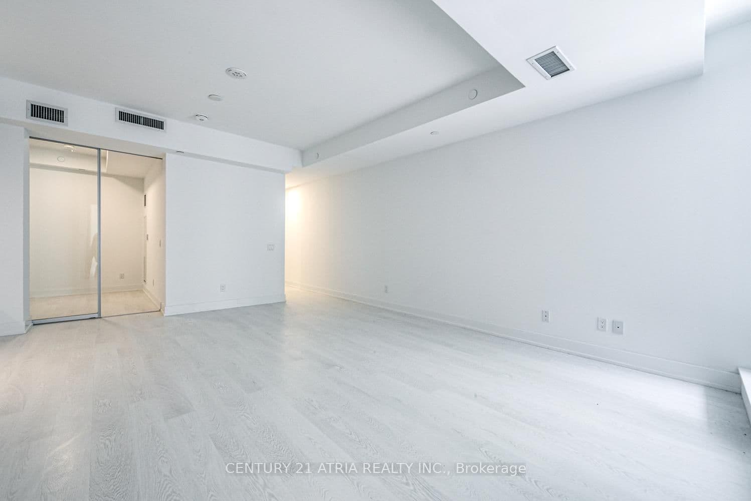 308 Jarvis Street, Unit 204 thumbnail 5