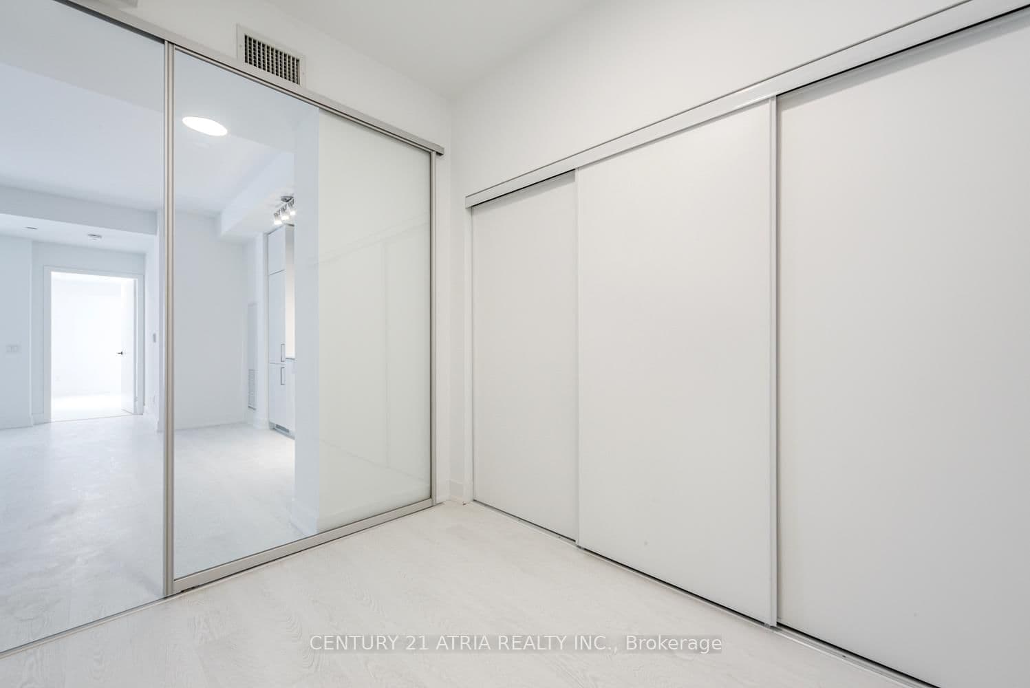 308 Jarvis Street, Unit 204 thumbnail 7