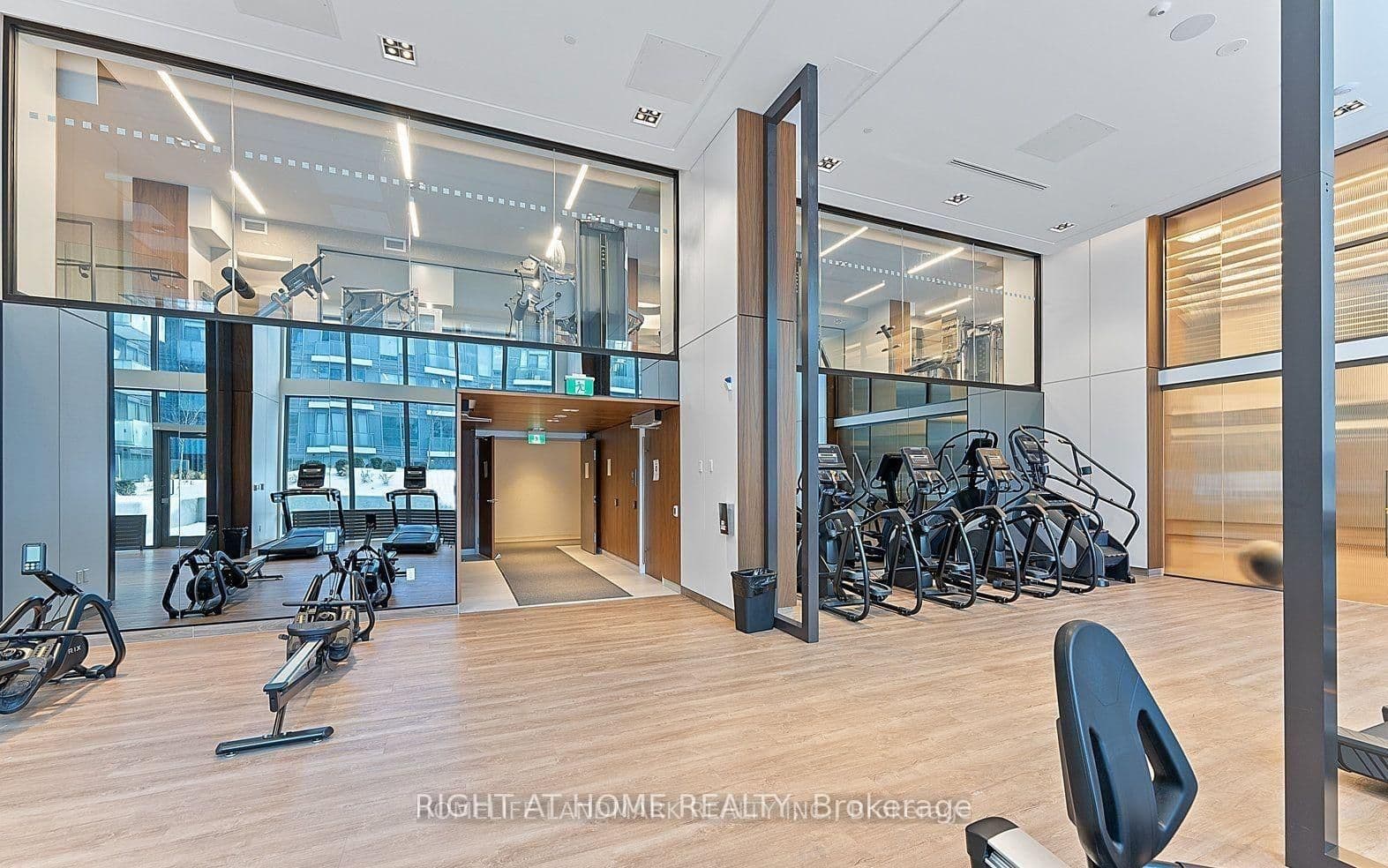 8 Olympic Garden Drive, Unit 2304 thumbnail 2
