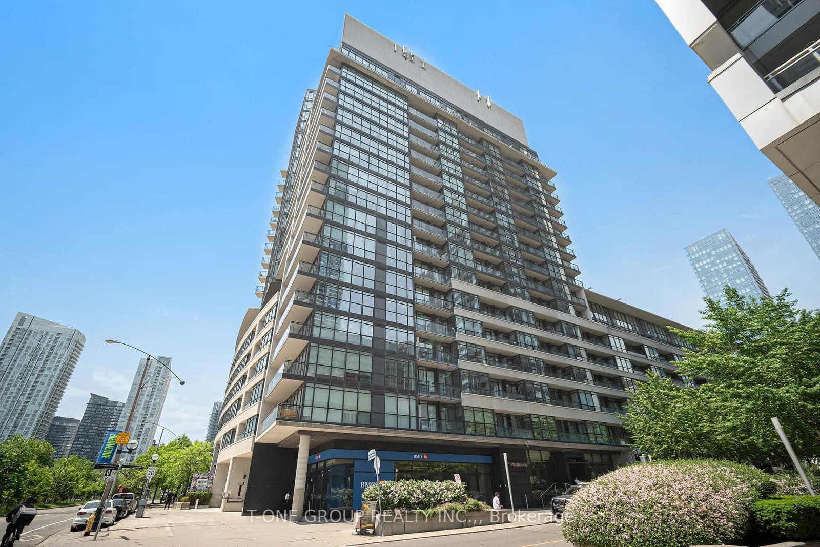 8 Telegram Mews, Unit 829 - Image 1