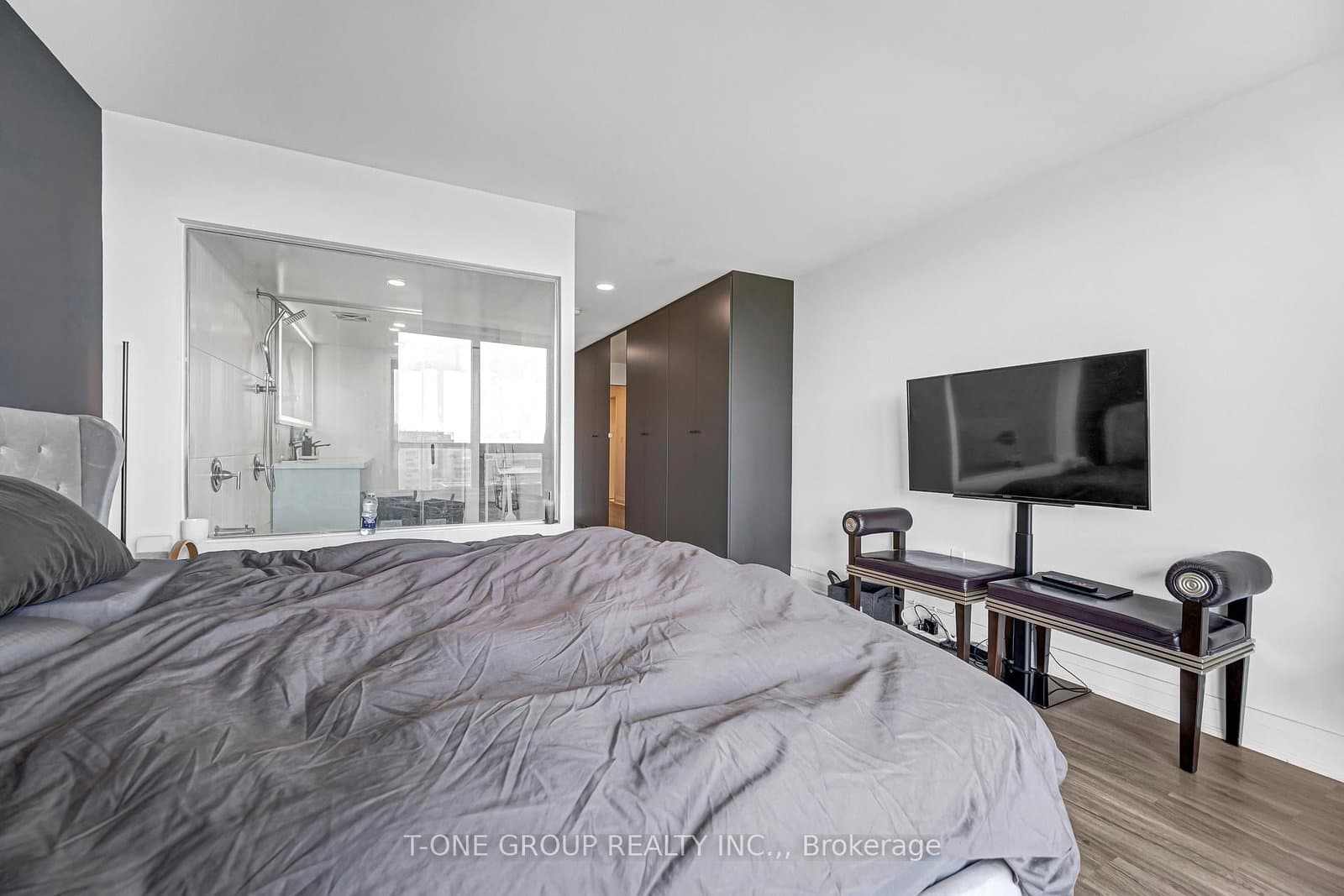 8 Telegram Mews, Unit 829 thumbnail 23