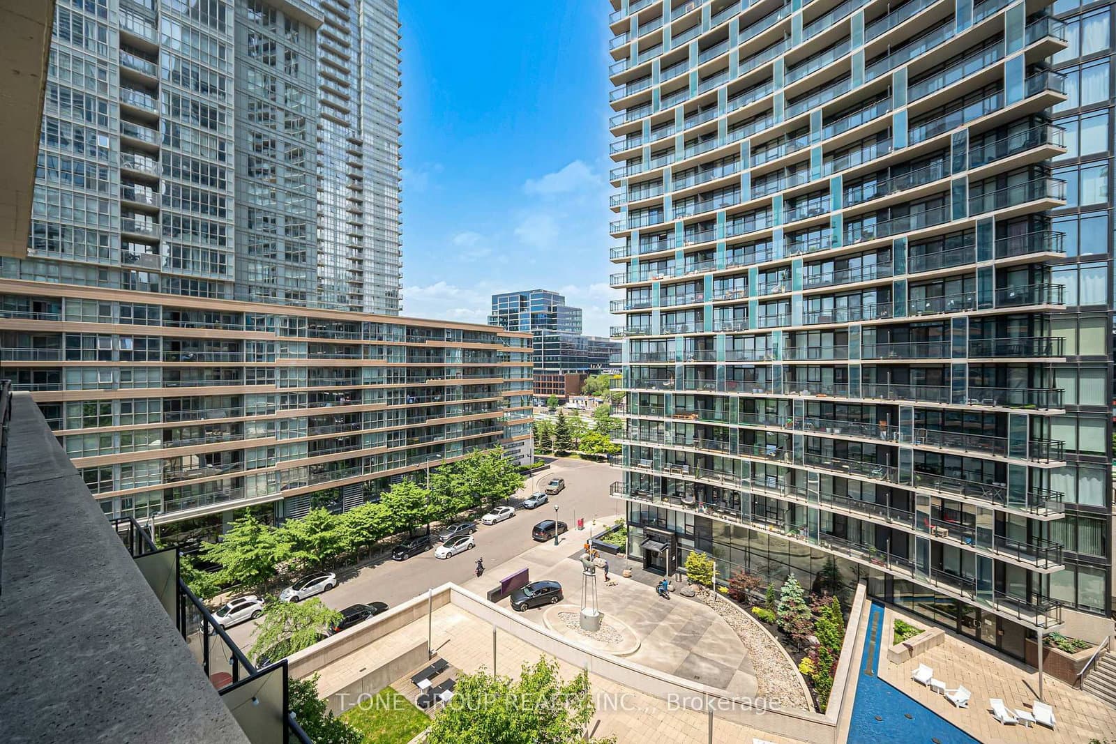 8 Telegram Mews, Unit 829 thumbnail 35