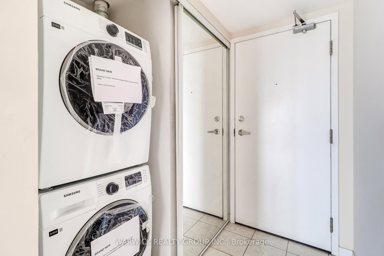 30 Harrison Garden Boulevard, Unit 903 thumbnail 8