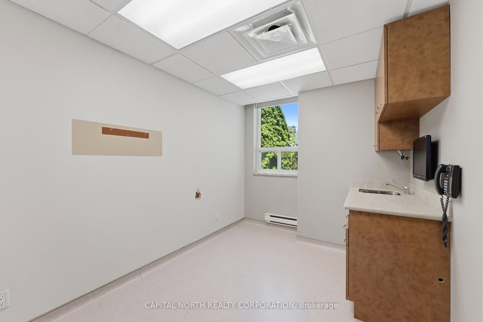 236 Avenue Road, Unit 2nd Floor thumbnail 29