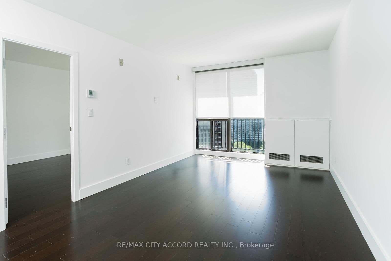 33 Harbour Square, Unit 2018 thumbnail 25