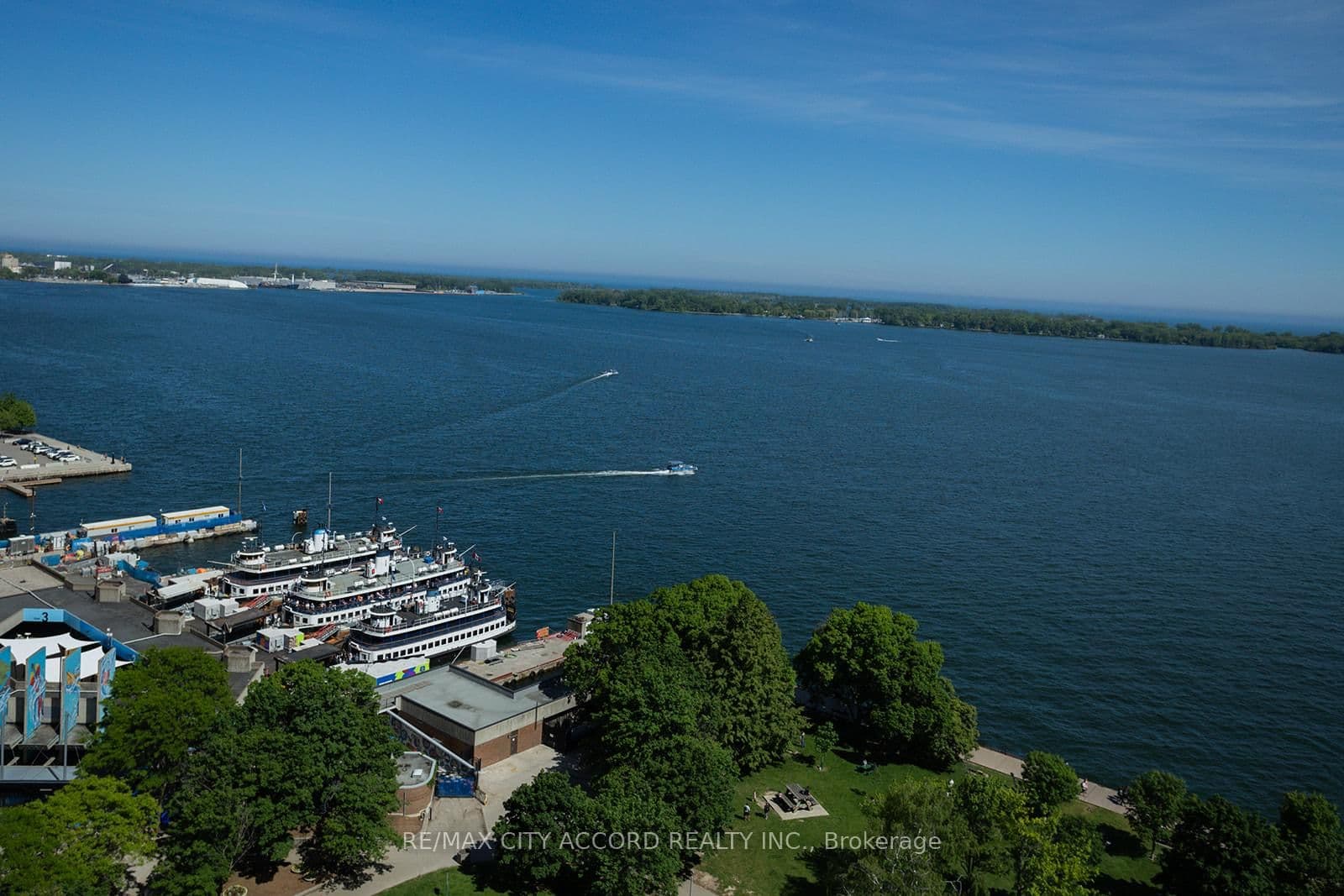 33 Harbour Square, Unit 2018 thumbnail 28
