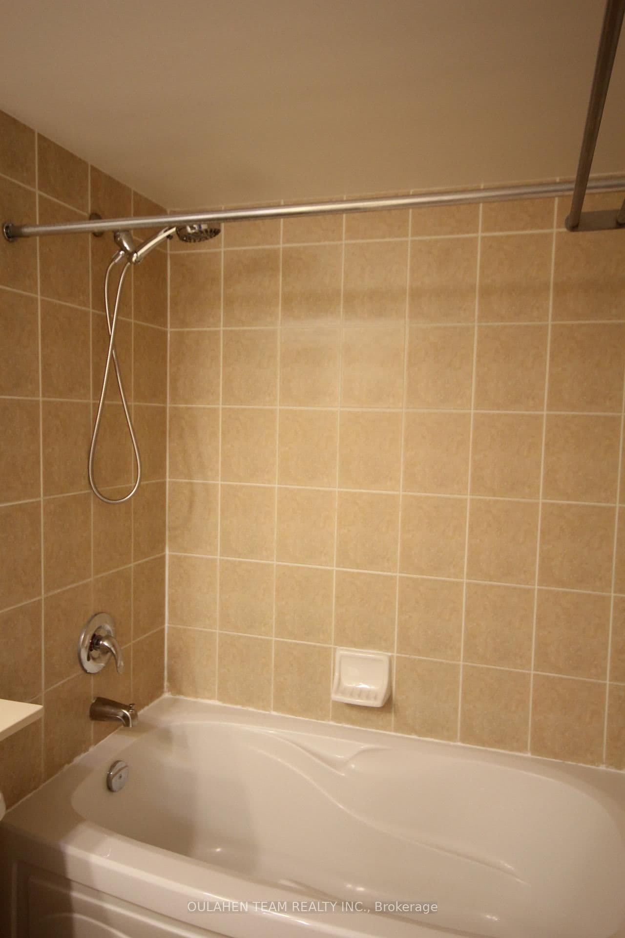 80 Harrison Garden Boulevard, Unit 219 thumbnail 12