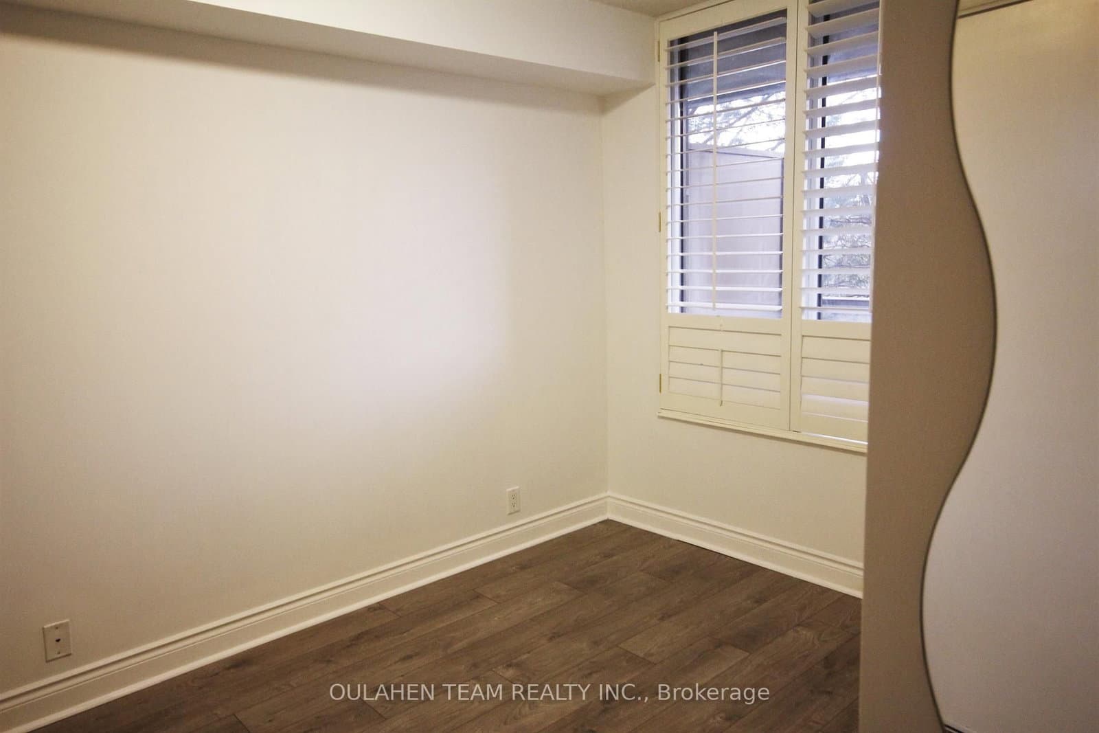 80 Harrison Garden Boulevard, Unit 219 thumbnail 19